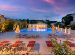 Отель Hotel Giardino Suites&Spa  Нумана